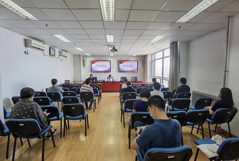 提高思想“免疫力” 創(chuàng)新實干勇?lián)敗r(nóng)墾中心第一黨支部開展專題黨課輔導(dǎo)